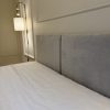 Łóżko kontynentalne z pojemnikami i topperem SALIA 160x200 cm – dla komfortowego snu