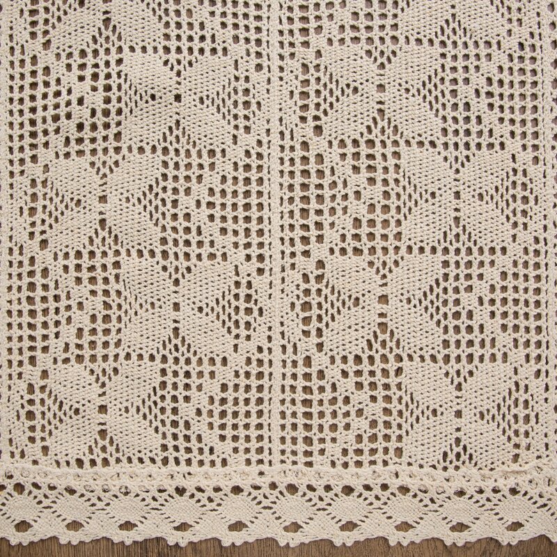 Obrus nici Martha jasnobeżowy 40 x 140 cm – subtelna ozdoba stołu