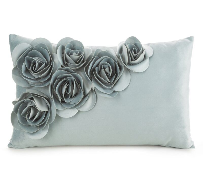 Poszewka velvet Flores miętowa 30 x 50 cm – dodaje świeżości