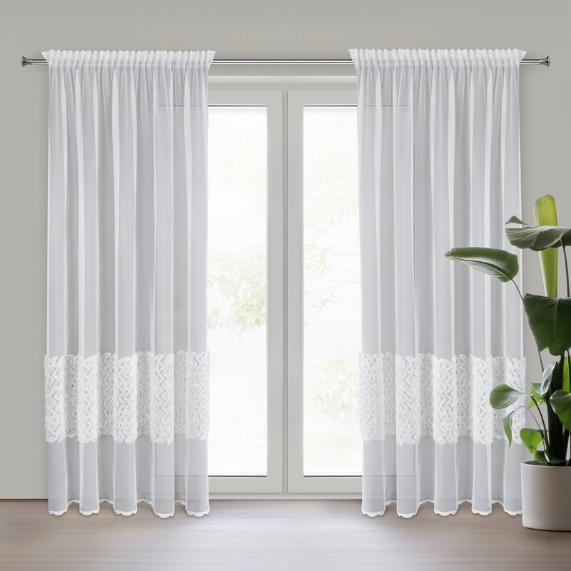 Firana gotowa na taśmie biała 140 x 270 cm – rozjaśnia wnętrze