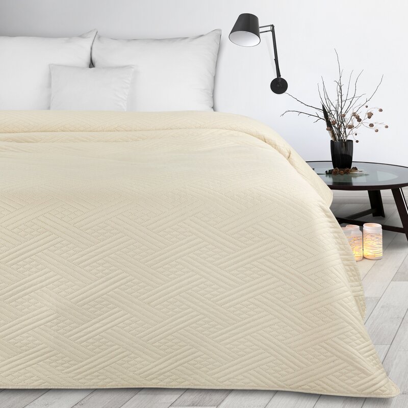 Narzuta Boni kremowa 200 x 220 cm – dodaje wnętrzu charakteru