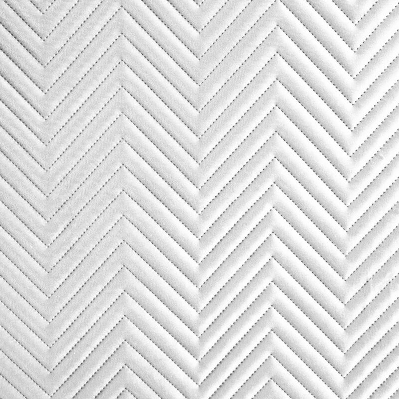 Narzuta Sofia biała 70 x 160 cm – doda przytulności