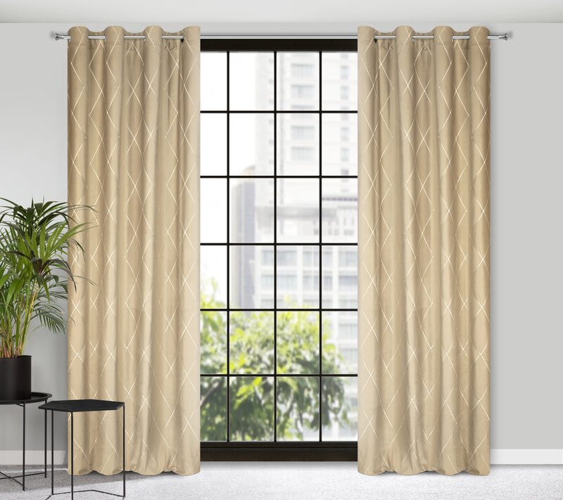 Zasłona dekoracyjna Pierre Cardin Margo beżowa 140 X 250 cm – do salonu i sypialni
