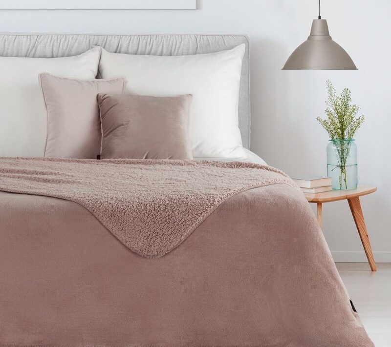 Koc flanelowy Tedy jasnobrązowy 170 x 210 cm – ciepły i przytulny
