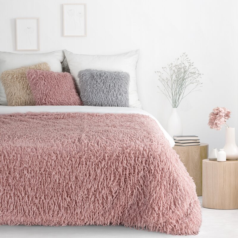 Koc Adore pudrowy róż 130 x 170 cm – otuli wieczorem