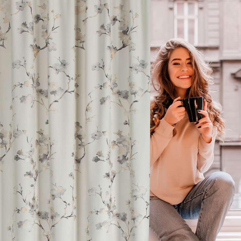 Zasłona gotowa na taśmie Selena kremowa 140 X 270 cm – miękka w dotyku