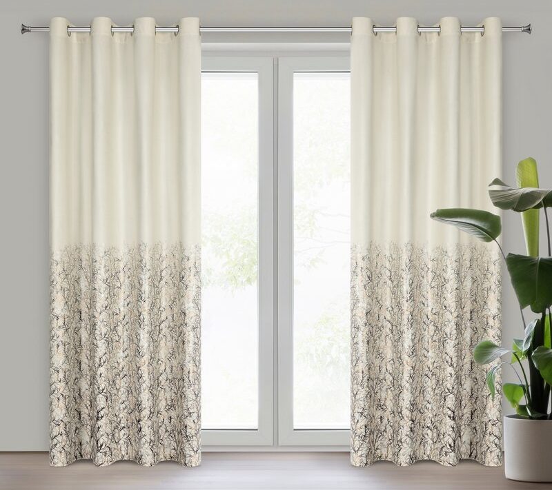 Zasłona gotowa Tori kremowa 140 x 250 cm – zaciemniająca i stylowa
