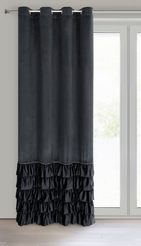 Zasłona gotowa z falbanami czarna 140 x 250 cm – zaciemnia pomieszczenie