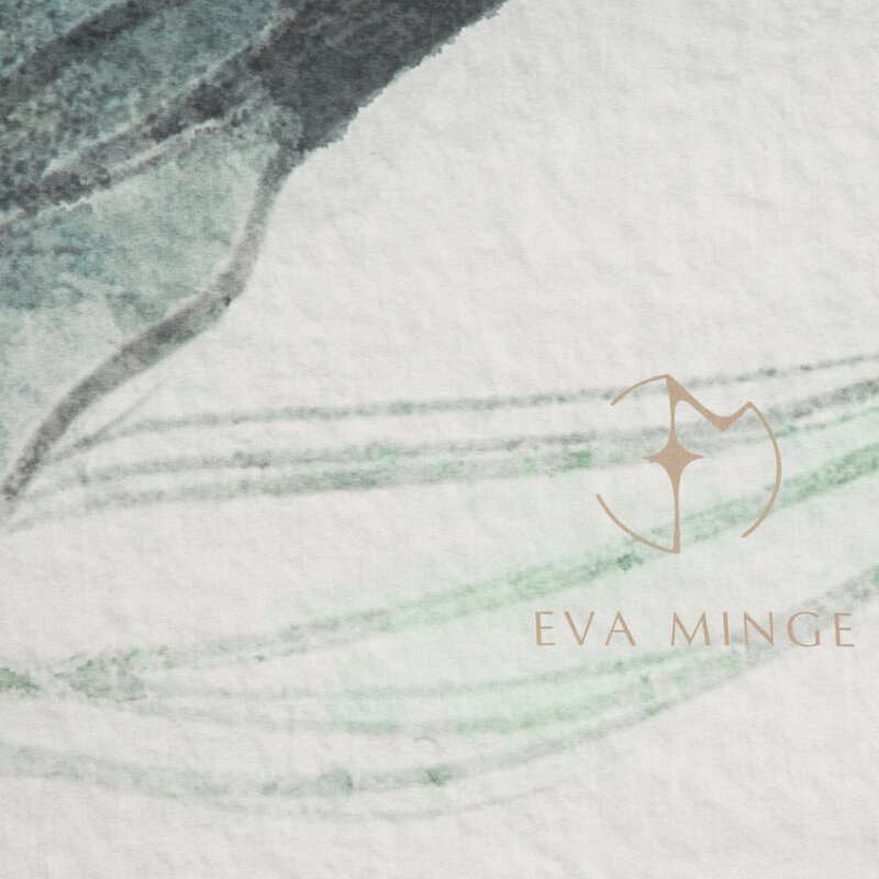Pościel Eva Minge Artist jasnoszara 220 X 200 cm – sprzyja relaksowi