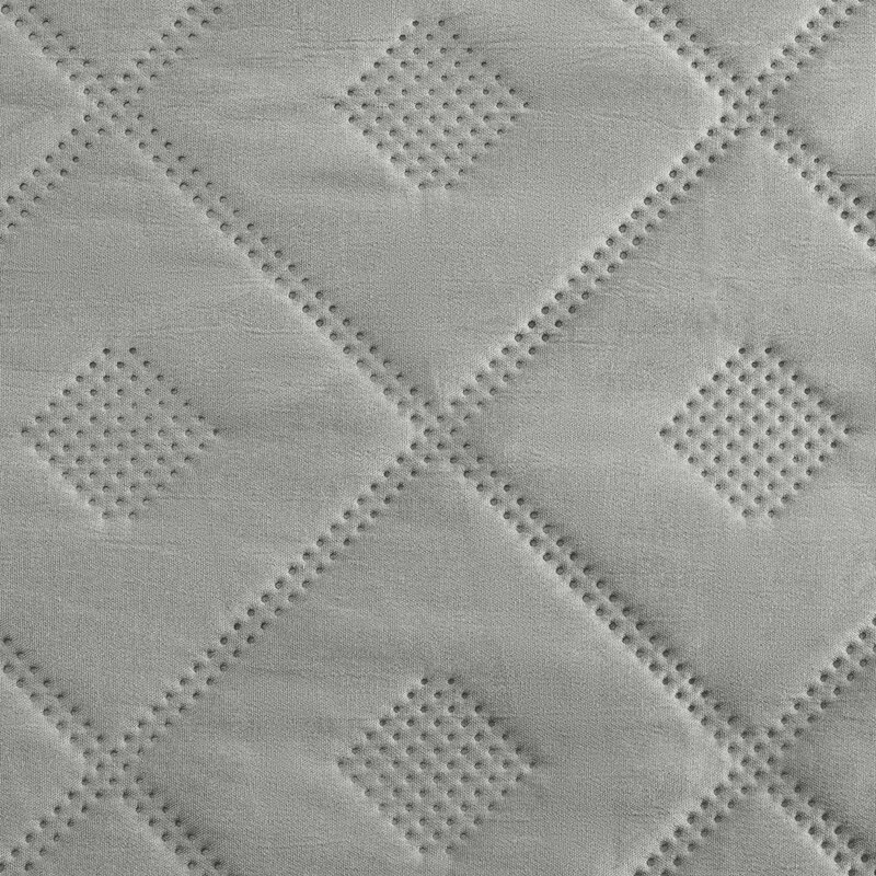 Narzuta Alara6 srebrna 170 x 210 cm – subtelny blask sypialni