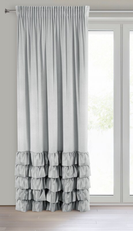 Zasłona gotowa DANI srebrna 140 x 270 cm – doda blasku wnętrzu