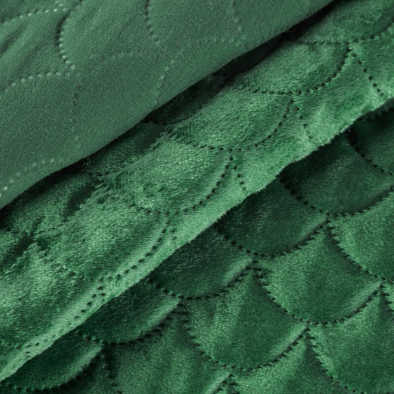 Narzuta Velvet Ariel ciemnozielona 230 x 260 cm – doda szyku sypialni