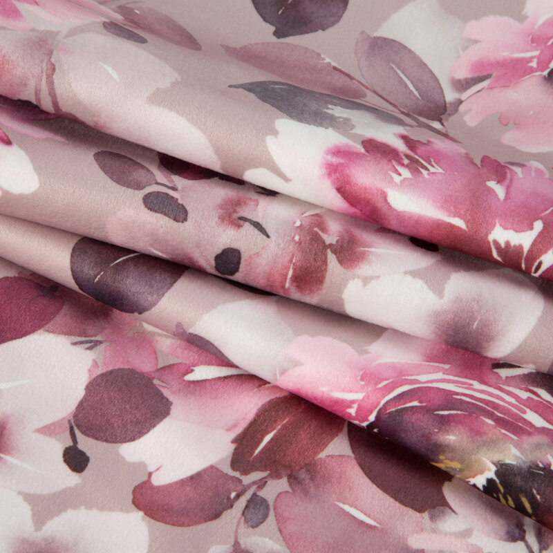 Obrus velvet różowy 35 x 180 cm – dodaje uroku spotkaniom