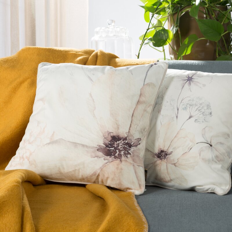 Poszewka velvet beżowa 45 x 45 cm – doda przytulności