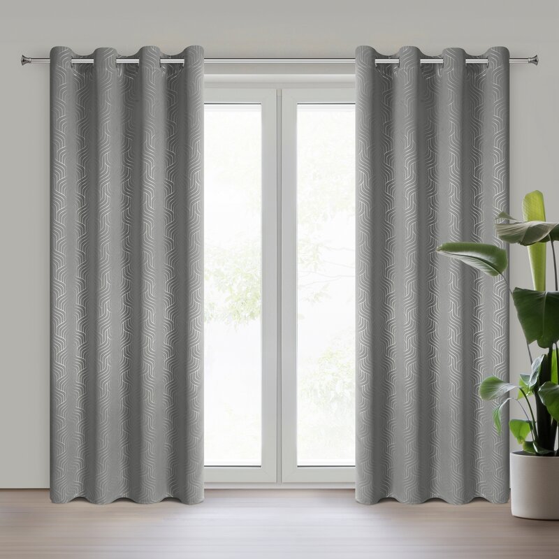 Zasłona gotowa Oleta srebrna 140 X 250 cm – zaciemniająca z blaskiem