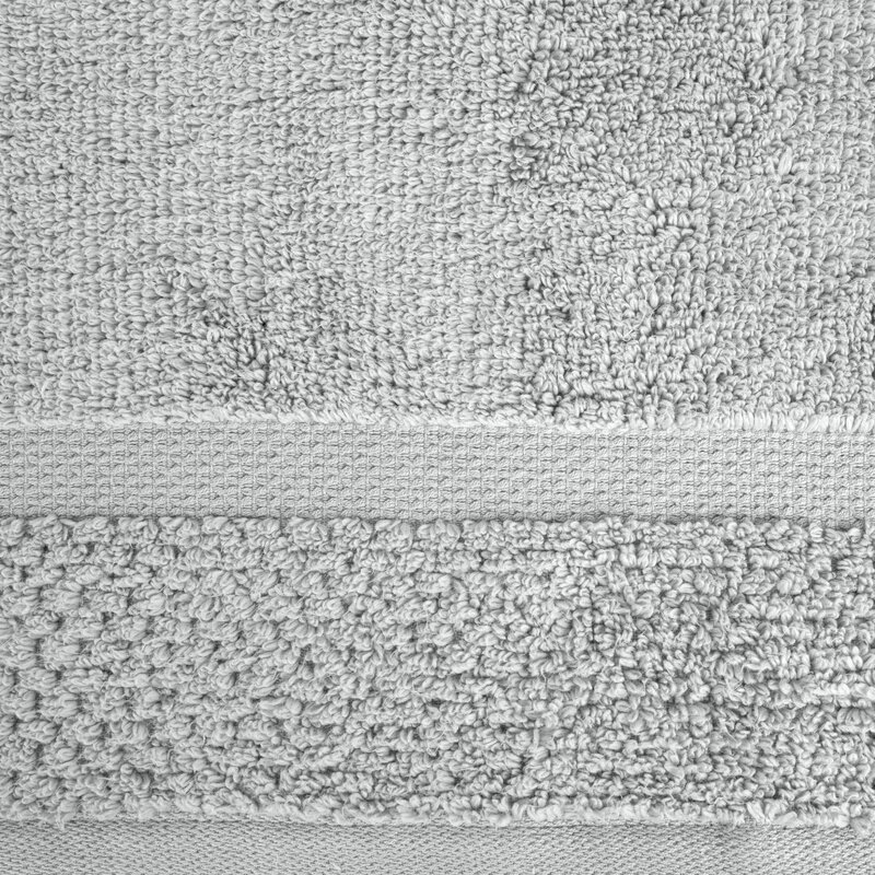 Ręcznik Vilia srebrny 50 x 90 cm – 100% bawełna