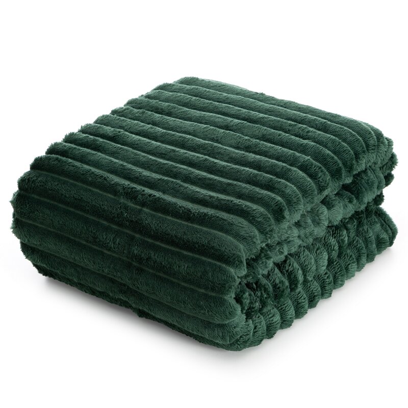 Koc D91 Soft1 ciemnozielony 170 X 210 CM – miękki i ciepły