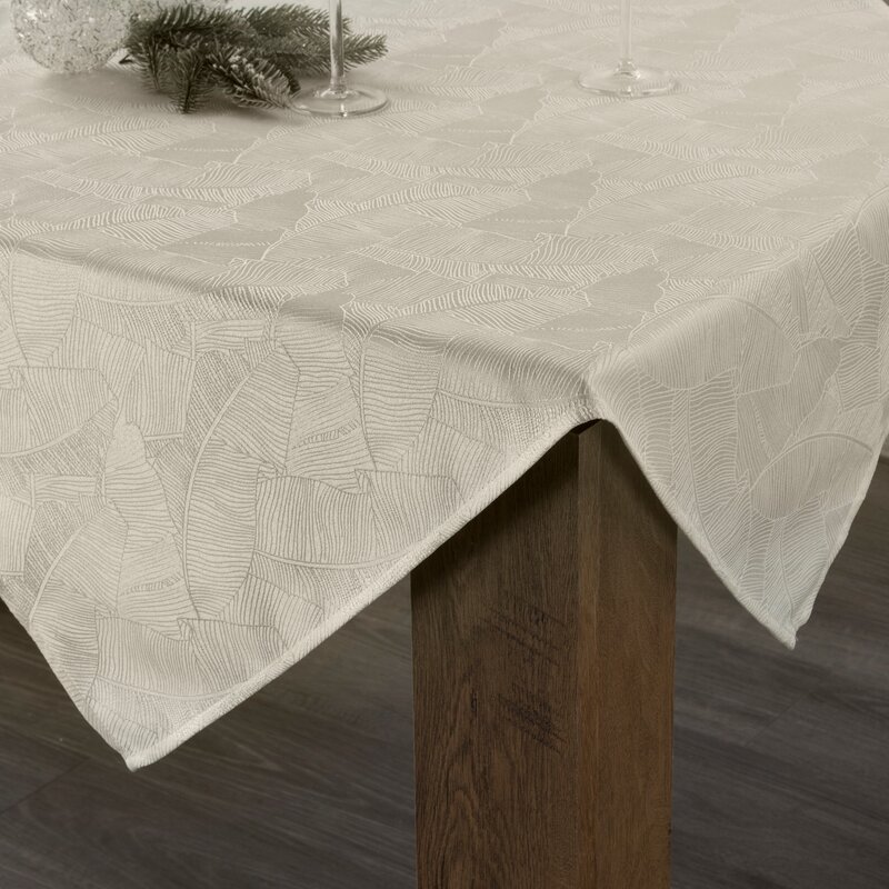 Obrus żakard Isla kremowy 140 x 300 cm – subtelna elegancja