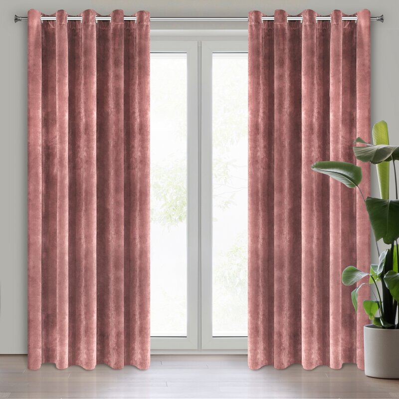 Zasłona gotowa VILLA pudrowy róż 140 x 250 cm – zaciemniająca sypialnię