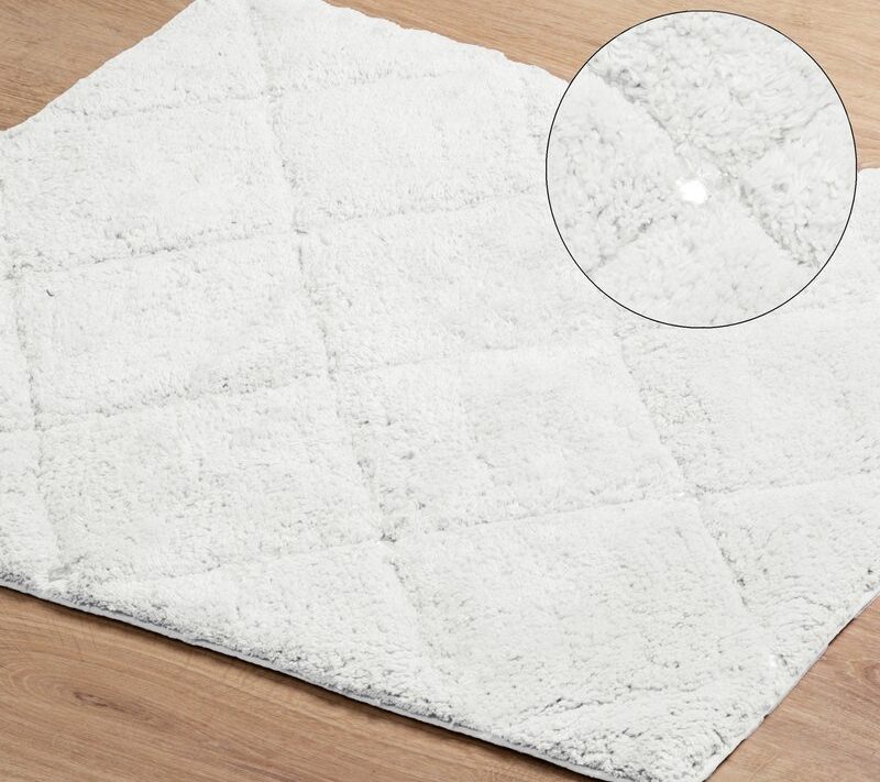 Dywanik łazienkowy Chic biały 50 x 70 cm – dodaje elegancji