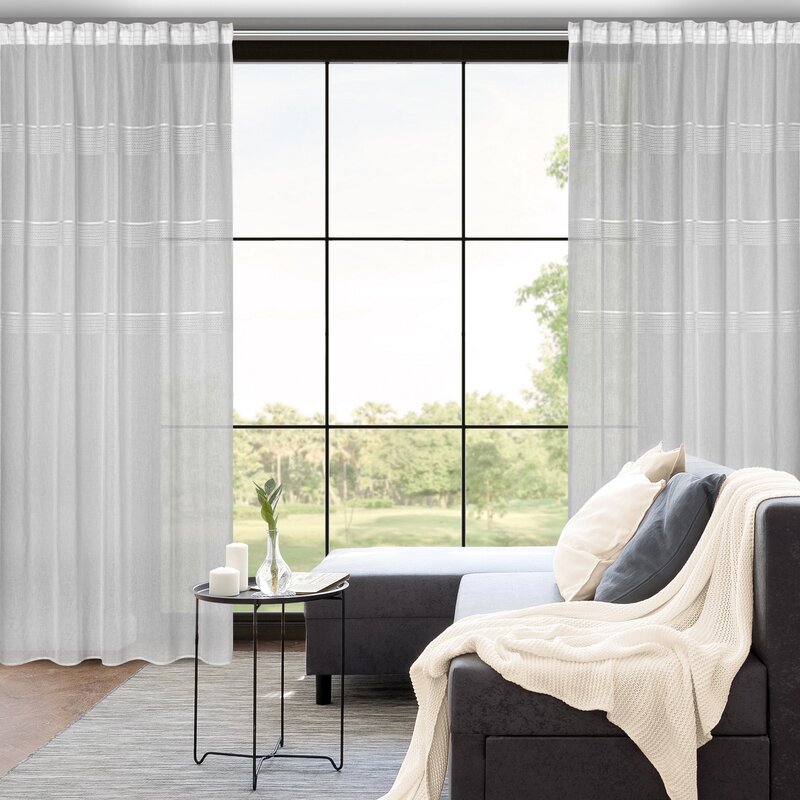 Firana gotowa Ines biała 140 x 270 cm – rozprasza światło