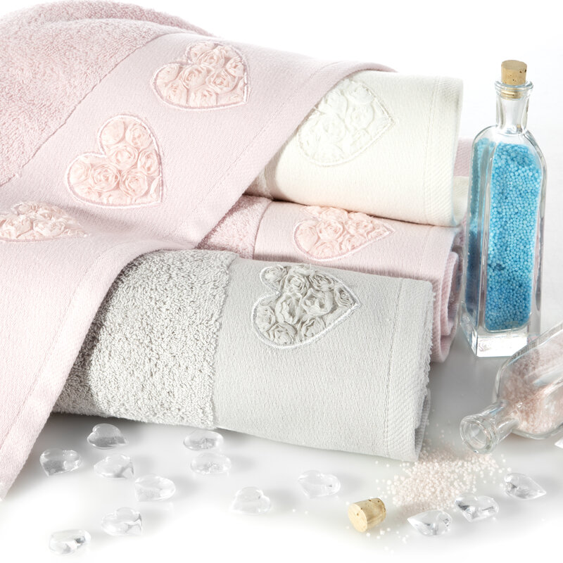 Ręcznik Kamila szary 50 x 90 cm – miękki i chłonny