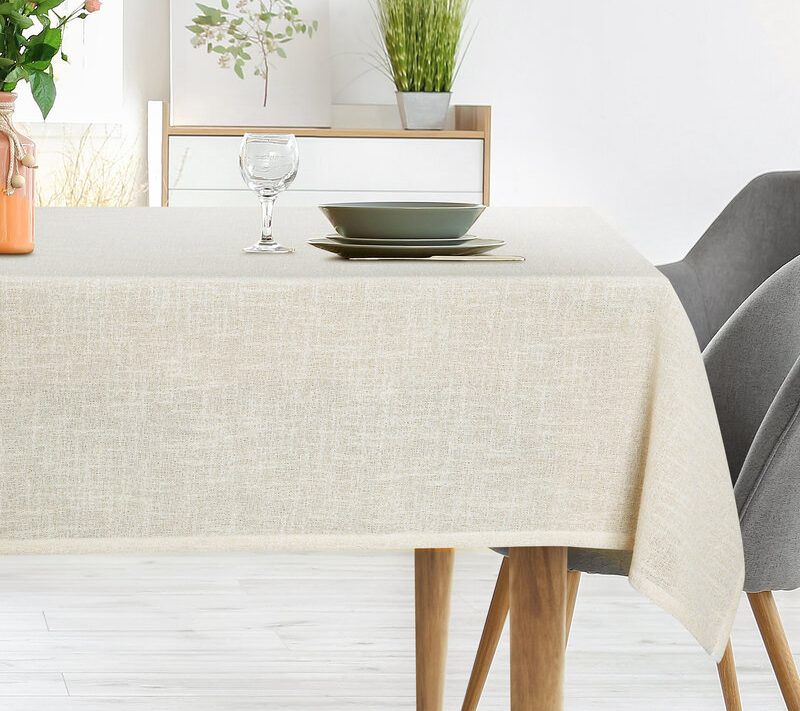 Obrus INES 12 kremowy 140 x 300 cm – na eleganckie przyjęcia