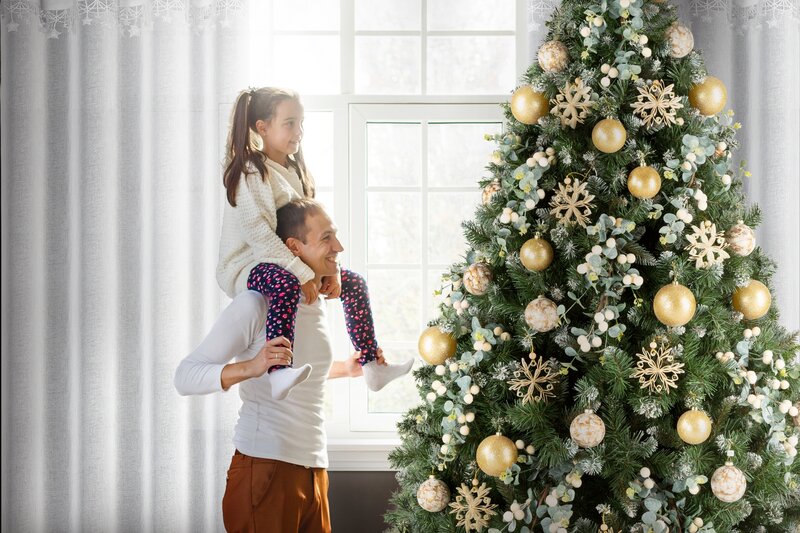 Firana gotowa świąteczna biała 140x250 cm – gotowa do zawieszenia