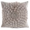 Poszewka dekoracyjna Flores 2 kremowa 45 X 45 cm – odmienia wnętrze
