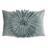 Poszewka Flores 3 miętowa 30 X 50 cm – welwetowa z 3D kwiatem