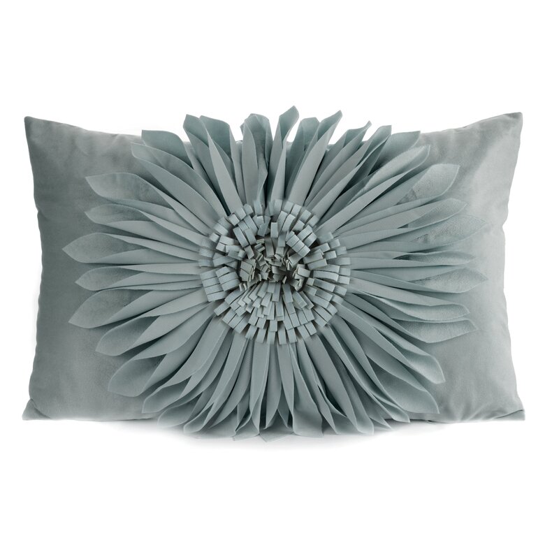 Poszewka Flores 3 miętowa 30 X 50 cm – welwetowa z 3D kwiatem