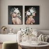 Obraz ręcznie malowany Kobieta w kwiatach ciemnoszary 60 X 80 cm – idealny do salonu i sypialni