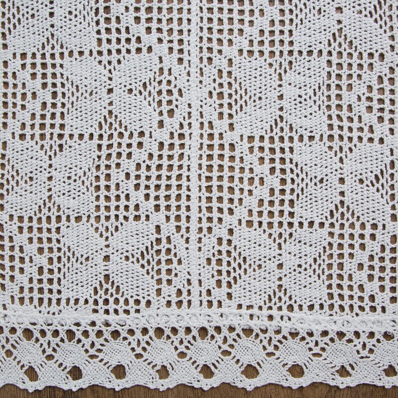 Obrus nici Martha biały 40 x 180 cm – subtelna dekoracja