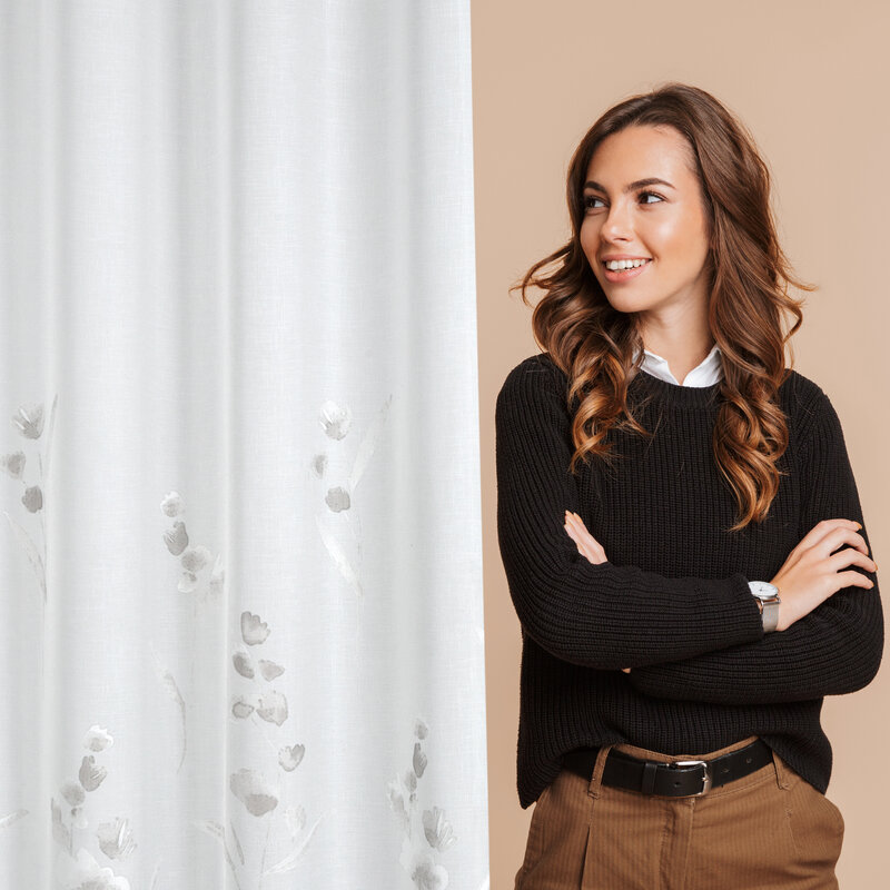 Firana gotowa Isabel biała 140 x 250 cm – rozprasza światło