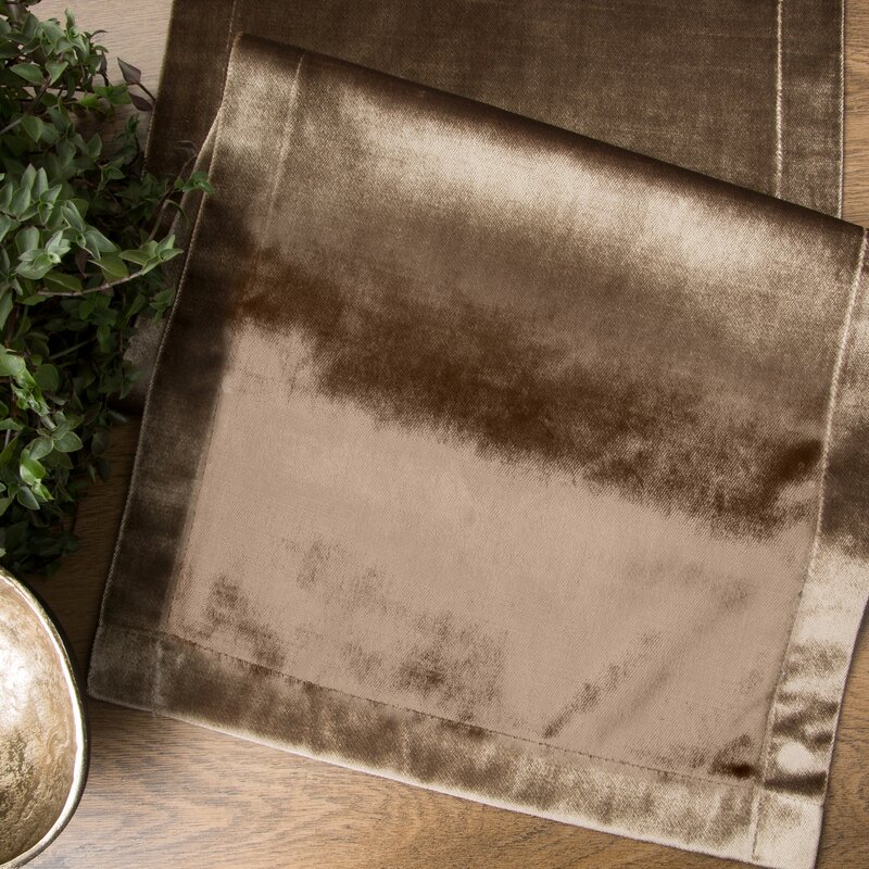 OBRUS ROYAL 1 35 X 140 CM CIEMNOBEŻOWY