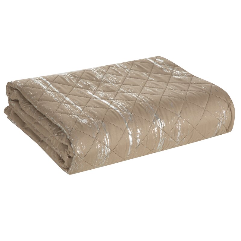 Narzuta Blink beżowa 170 x 210 cm – dodaje blasku sypialni