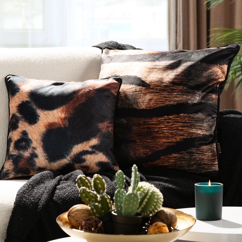 Poszewka dekoracyjna Ming16A brązowa 60 x 60 cm – doda charakteru wnętrzu
