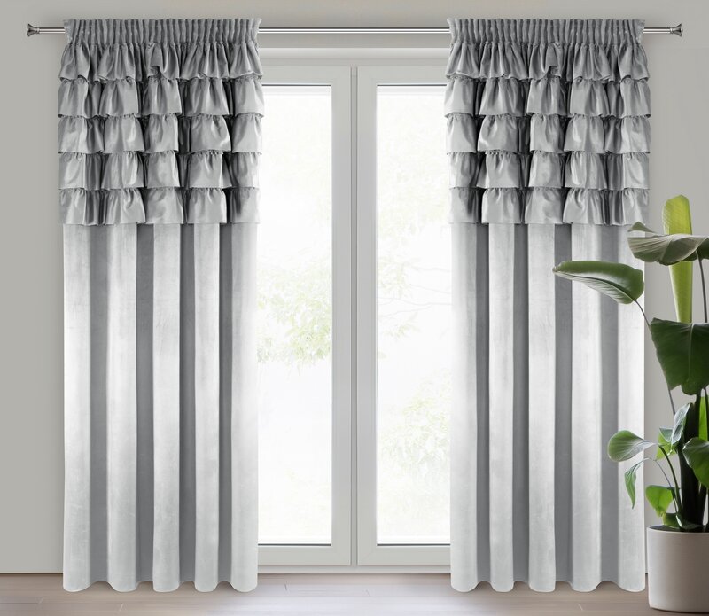 Zasłona gotowa AURA srebrna 140 x 270 cm – doda blasku wnętrzu