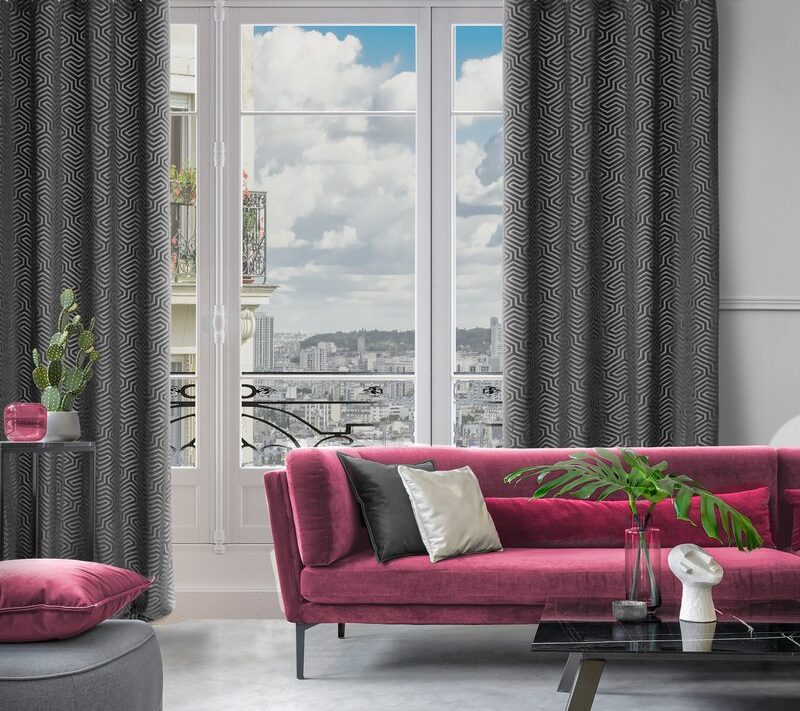 Zasłona gotowa Inga czarna 140 x 250 cm – zaciemnia pomieszczenie