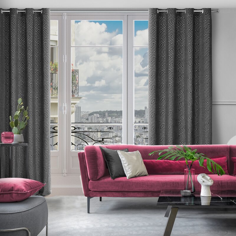 Zasłona gotowa Inga czarna 140 x 250 cm – zaciemnia pomieszczenie