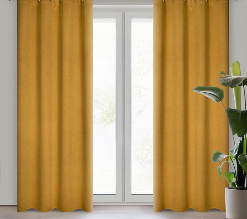 Zasłona gotowa Carlo miodowa 135 x 250 cm – zapewnia zaciemnienie