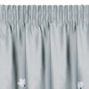 Zasłona gotowa Nila srebrna 140 x 270 cm – wprowadza świeżość