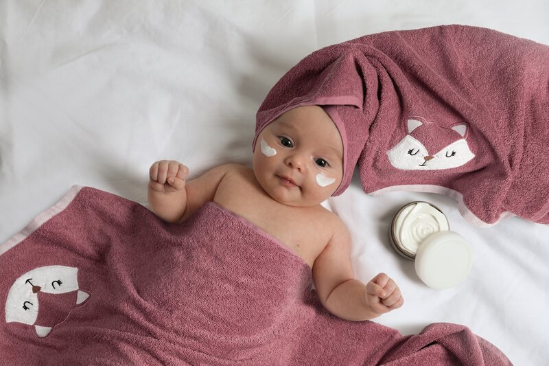 Ręcznik dla dziecka Baby70 pudrowy róż 70 x 140 cm – delikatny dla skóry