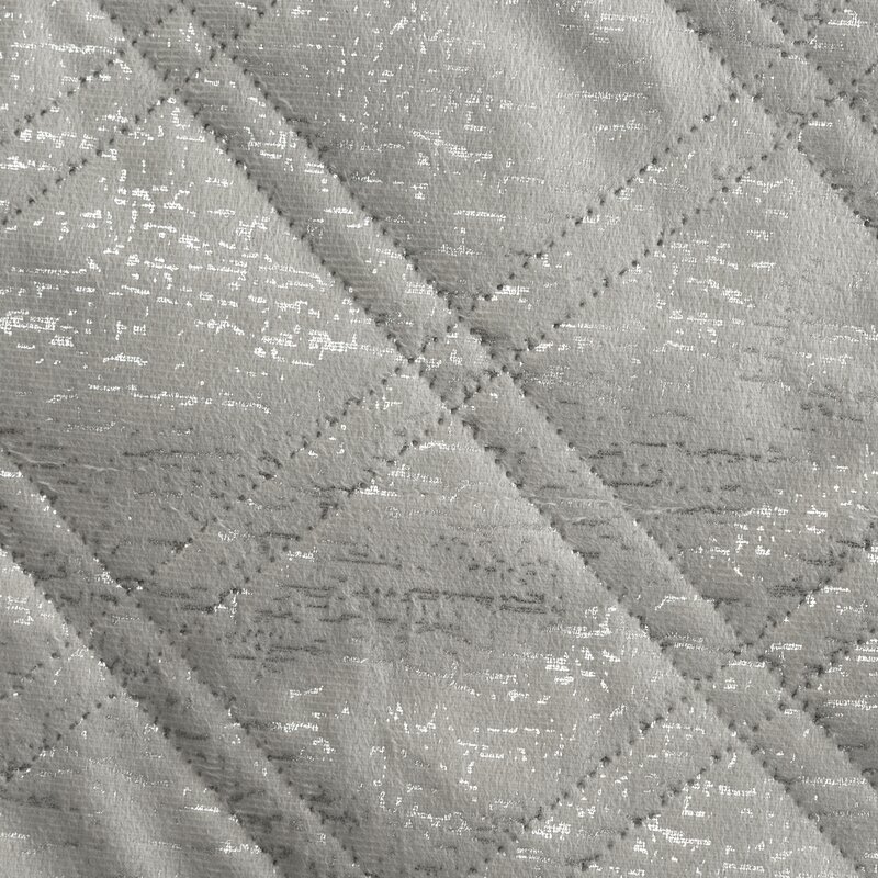 Narzuta welurowa D91 Luiz srebrna 220 x 240 cm – dodaje blasku sypialni