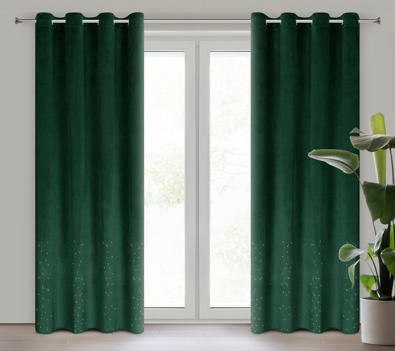 Zasłona gotowa Ariadna ciemnozielona 140 x 250 cm – zaciemnia pomieszczenie