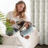 Zasłona gotowa Lily jasnobeżowa 140 x 250 cm – zaciemniająca i przytulna