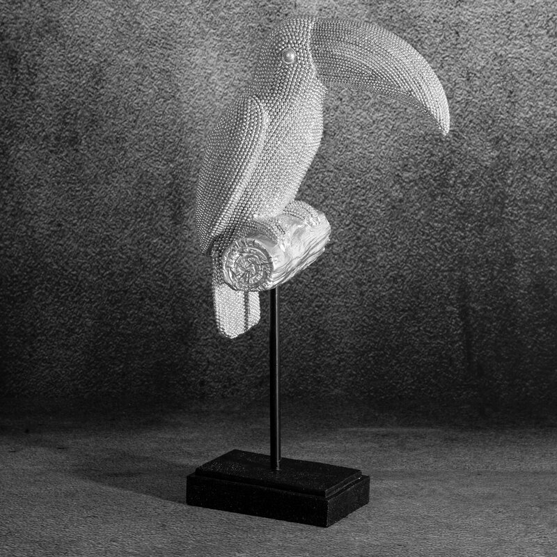 Figurka ceramiczna Eldo srebrna 22 x 11 x 39 cm – egzotyczny akcent