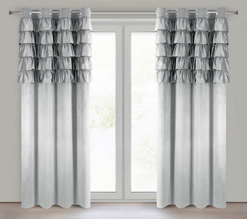 Zasłona gotowa Aura srebrna 140 x 250 cm – dodaje przytulności