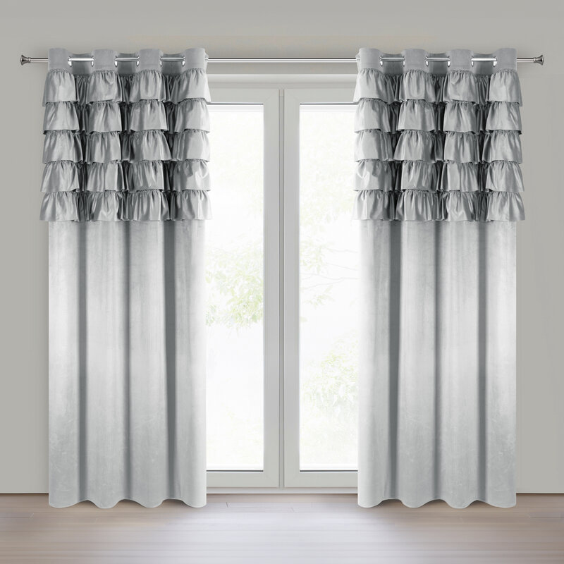 Zasłona gotowa Aura srebrna 140 x 250 cm – dodaje przytulności