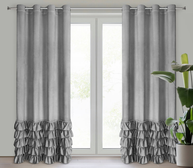 Zasłona gotowa Carli srebrna 140 x 250 cm – pięknie odbija światło